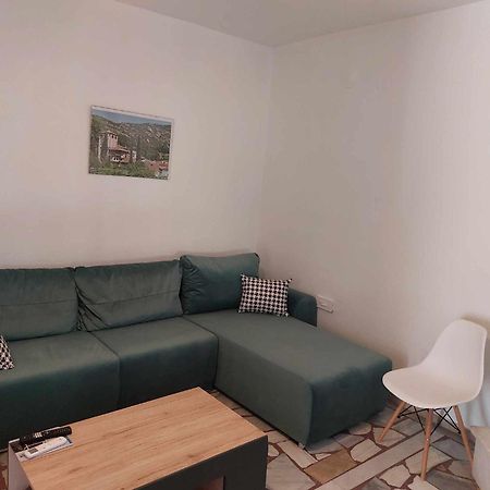 Studio Με Όλες Τις Ανέσεις Vétrina Extérieur photo
